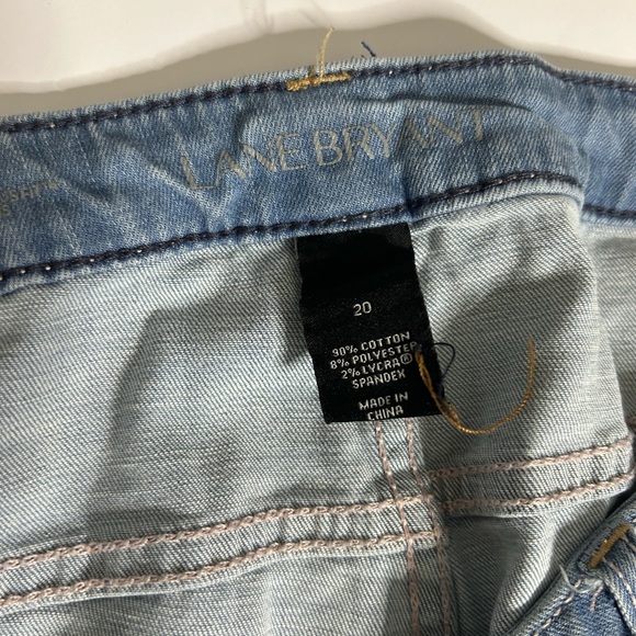 Lane Bryant Bermuda Genius Fit Distressed Denim Jean Shorts Size 20 - Picture 4 of 6